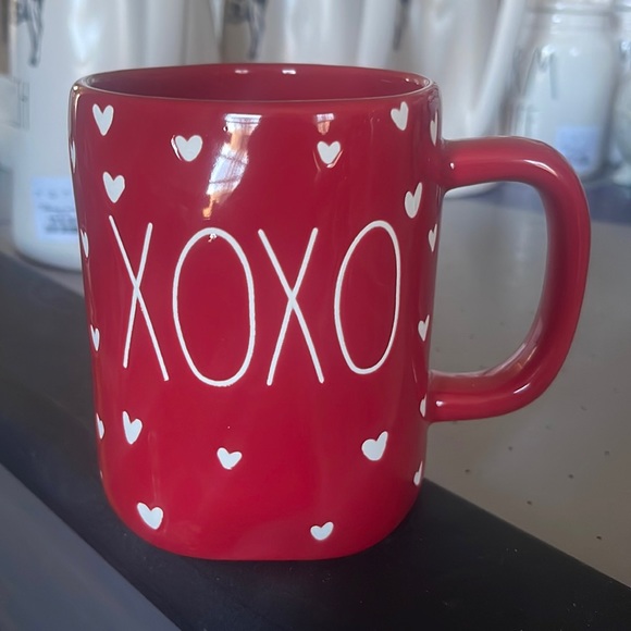 Rae Dunn Other - Rae Dunn xoxo mug